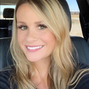 Meet your Posher, Jade